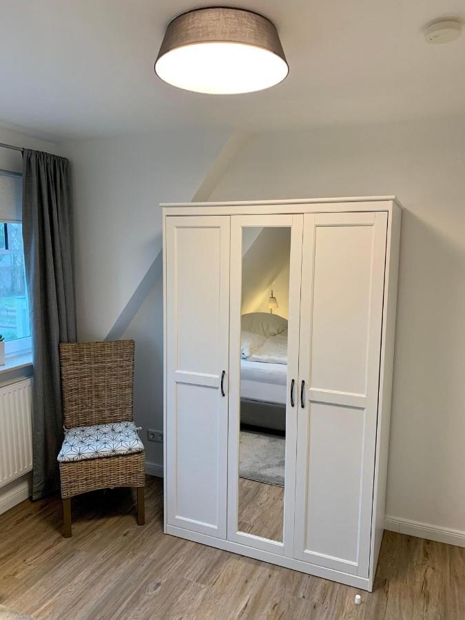 Haus-Deckstein-Ferienwohnung-Og Sankt Peter-Ording Eksteriør bilde